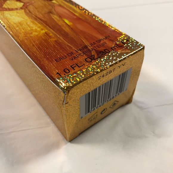 NEW Paris Hilton Gold Rush Eau De Parfum Spray 1 oz / 30 ml - Picture 5 of 11